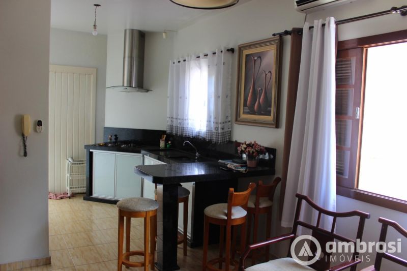 CASA 1 SUITE + 02 QTOS - BAIRRO SAO LUIZ - MOBILIADO 