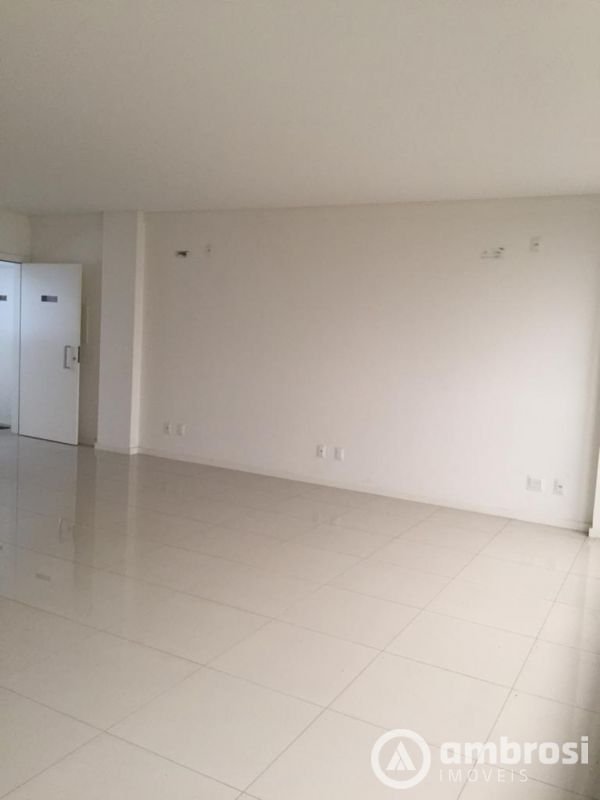 Sala Comercial de 104m² | Eu Corretor