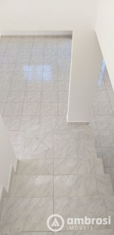 CASA 01 SUITE + 02 QTOS  - CONDOMINIO COM PISCINA 