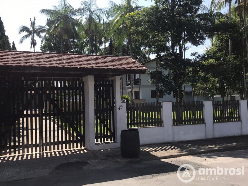 Casa de 3 quartos, no bairro Guarani, em Brusque | Eu Corretor