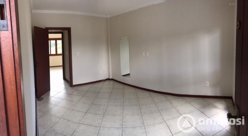 CASA 03 QTOS - BAIRRO GUARANI 