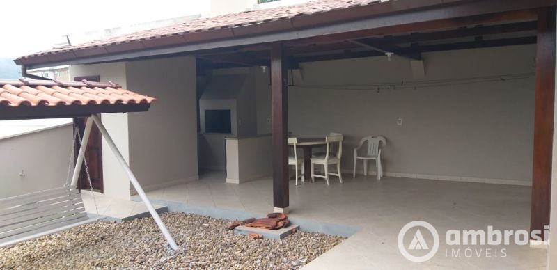 Casa de 4 quartos, no bairro Guarani, em Brusque | Eu Corretor