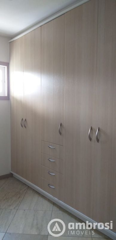 CASA 01 SUITE + 03 QTOS - SEMI MOBILIADA - BAIRRO JARDIM MALUCHE 