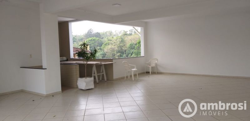 CASA 01 SUITE + 03 QTOS - SEMI MOBILIADA - BAIRRO JARDIM MALUCHE 