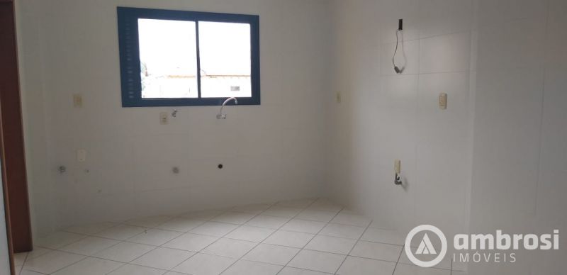 APTO 01 SUITE + 02 QTOS - CENTRO 