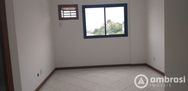 APTO 01 SUITE + 02 QTOS - CENTRO 