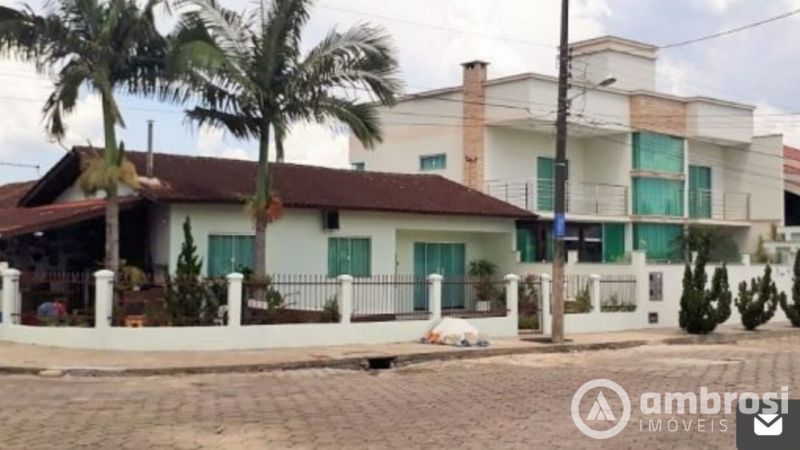 Casas no Jardim Maluche 