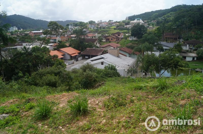 TERRENO COM LINDA VISTA - BAIRRO GUARANI