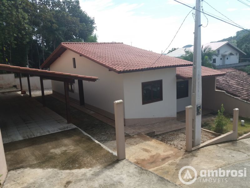 Casa de 3 quartos, 170m² no bairro Dom Joaquim, em Brusque | Eu Corretor