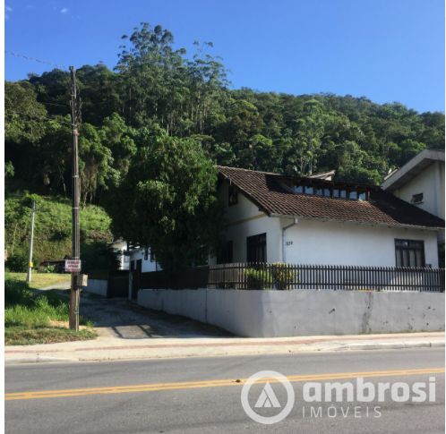 Casa / terreno - ideal para ponto comercial ou nova construção. 370m²