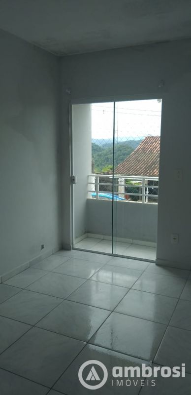 Casa Geminada - 86 m² - Tomaz Coelho