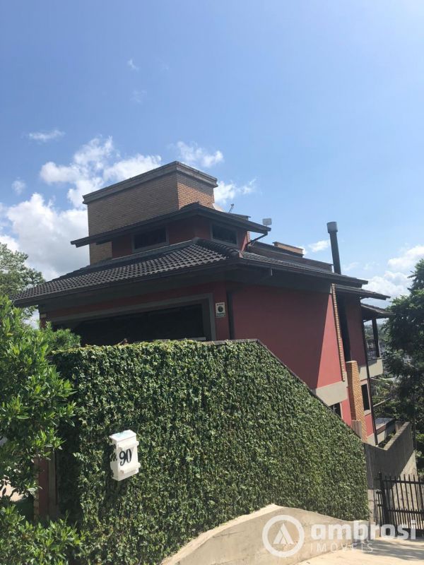 Casa de 3 quartos, 328m² no bairro Primeiro de Maio, em Brusque | Eu Corretor
