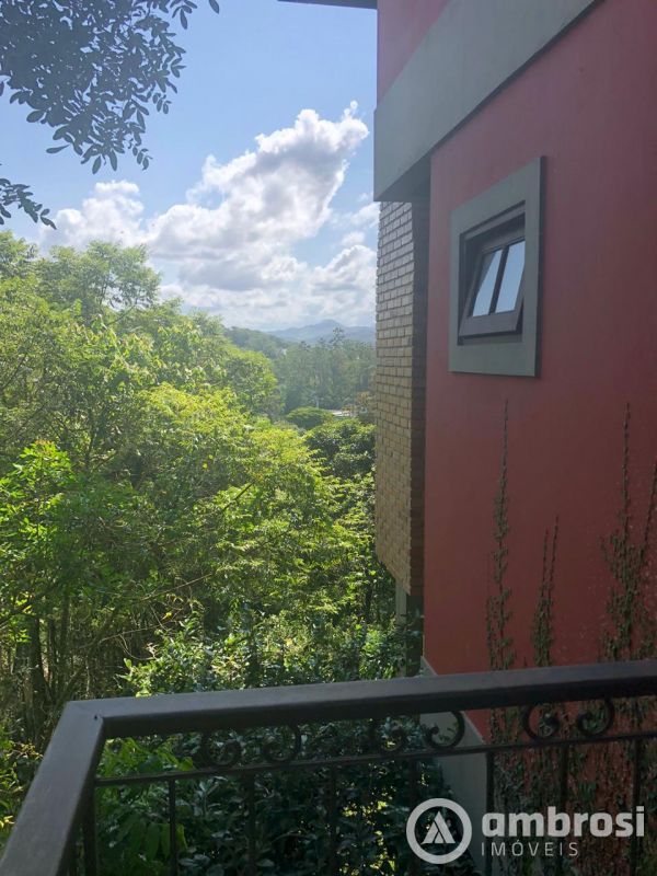 Casa de 3 quartos, 328m² no bairro Primeiro de Maio, em Brusque | Eu Corretor