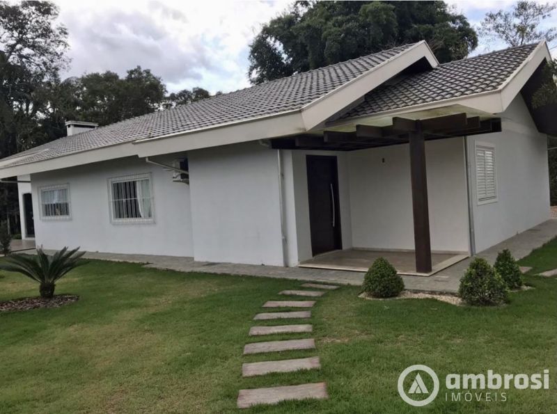 Linda Casa em Guabiruba