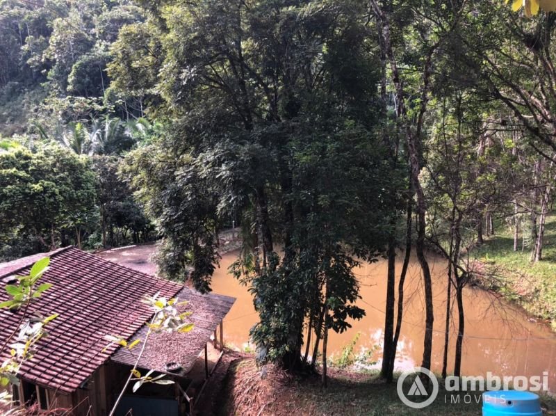 Casa no bairro Limeira, em Brusque | Eu Corretor