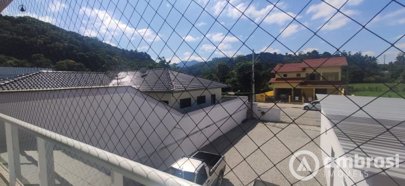 Oportunidade Para Investidor !!! 3 Casas no Mesmo Terreno