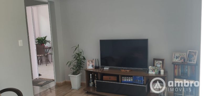 Oportunidade Para Investidor !!! 3 Casas no Mesmo Terreno