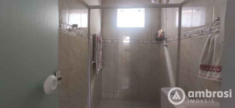 Oportunidade Para Investidor !!! 3 Casas no Mesmo Terreno