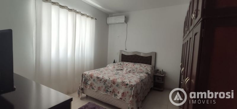 Oportunidade Para Investidor !!! 3 Casas no Mesmo Terreno
