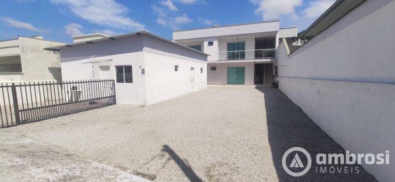 Casa de 2 quartos, 340m² no bairro Bateas, em Brusque | Eu Corretor