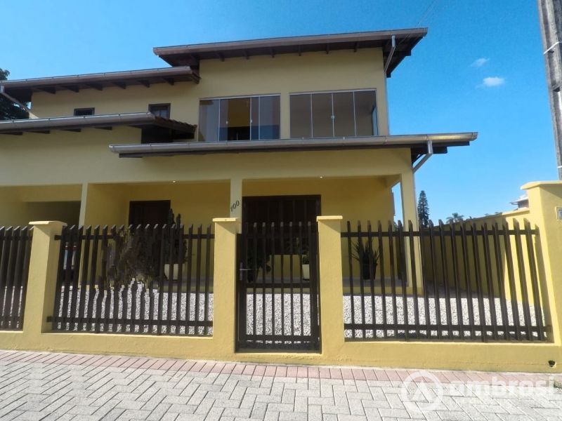 Casa de 4 quartos, 280m² no bairro Bateas, em Brusque | Eu Corretor
