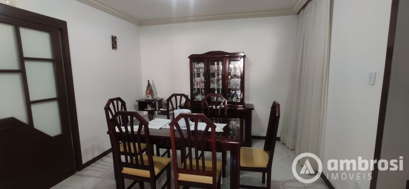 Casa de 4 quartos, 280m² no bairro Bateas, em Brusque | Eu Corretor