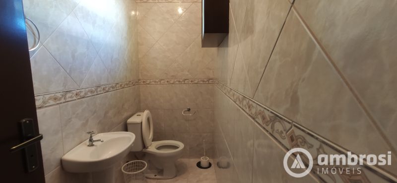 Bela Casa e Muito Espaçosa - Bairro Bateas 