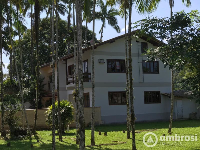 Casa no bairro Guarani, em Brusque | Eu Corretor