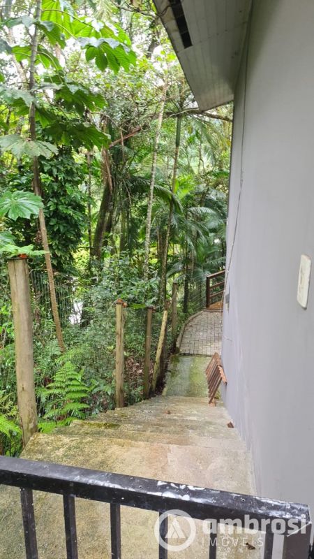 Casa - 01 suíte mais 02 dormitórios - Bairro Guarani 