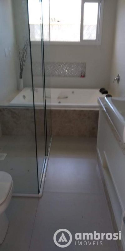 CASA 1 SUITE + 02 QTOS -   BAIRRO DOM JOAQUIM 
