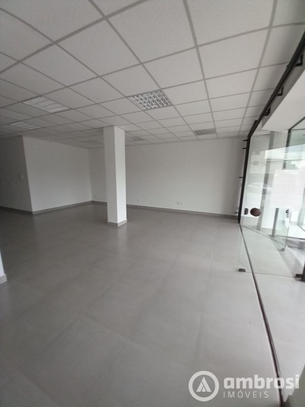 SALA COMERCIAL-85M2,00 -CENTRO 2