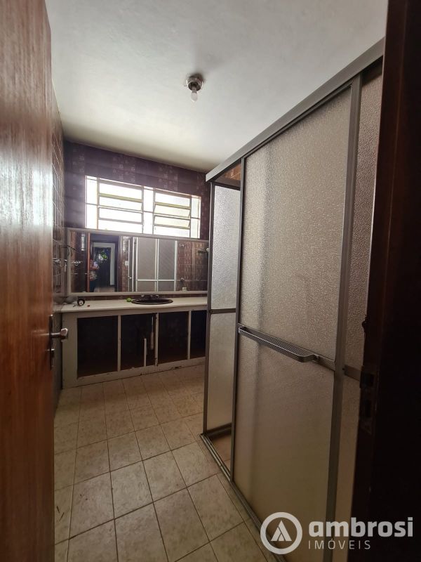 CASA 1 SUITE +2 QUARTOS + 3 SALAS -  AZAMBUJA  - (somente piso superior) 