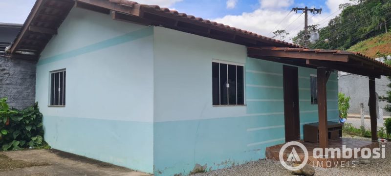 CASA  02 QTOS - CEDRINHO 