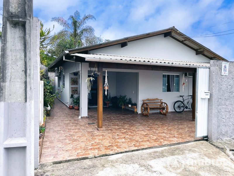 EXCLUSIVIDADE | CASA COM 3 DORMITÓRIOS + PISCINA | NOVA BRASÍLIA