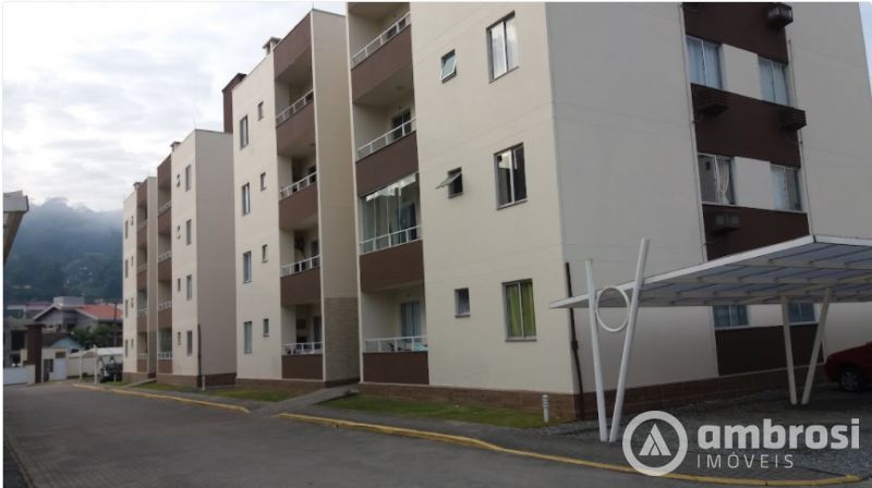 Apartamento de 02 dormitórios no bairro Souza Cruz 