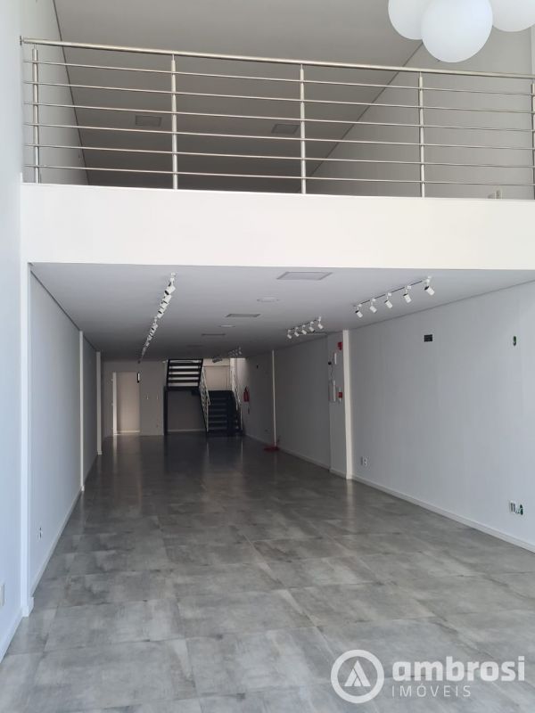 Sala Comercial de 176m² | Eu Corretor