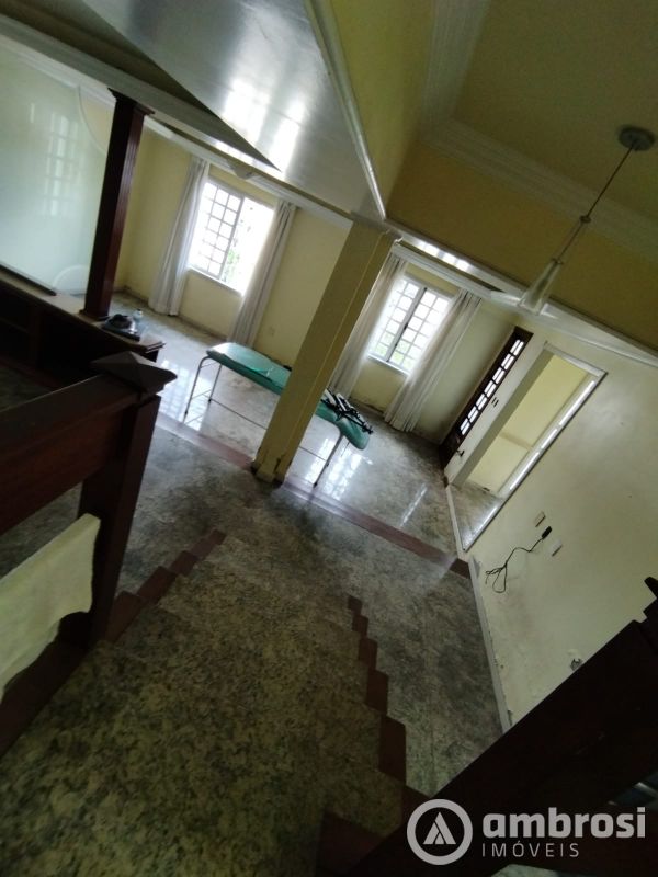 Casa comercial para locação no Centro de Brusque 