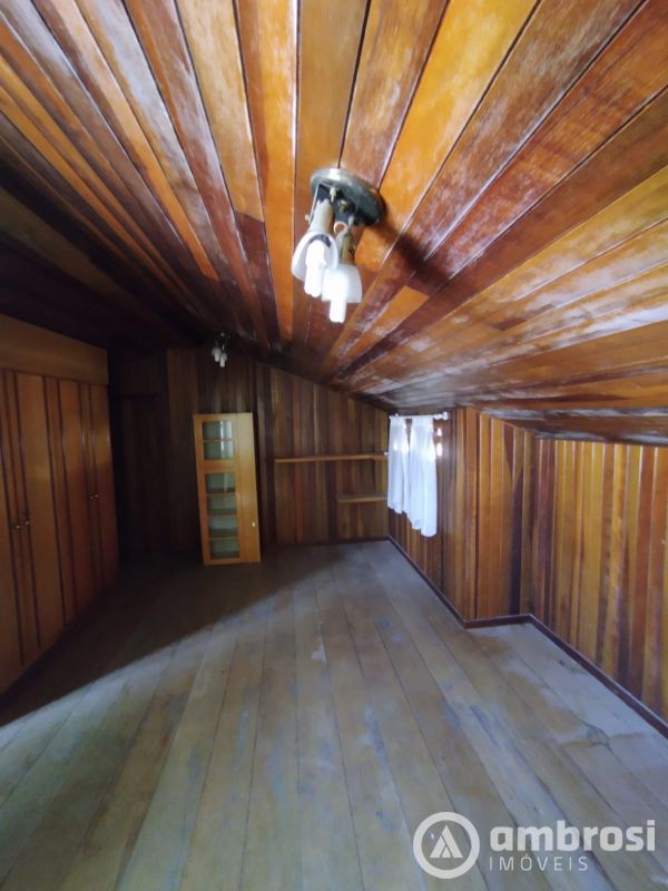 Casa comercial para locação no Centro de Brusque 