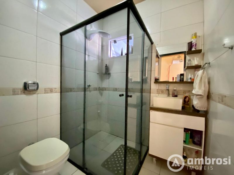 Casa com piscina no bairro Águas Claras
