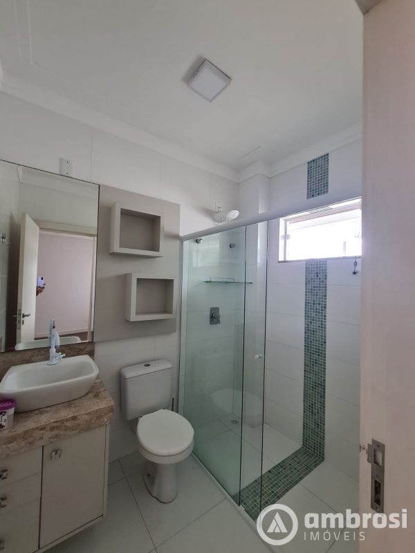 CASAL ALTO PADRÃO - 3 SUITES /PISCINA 