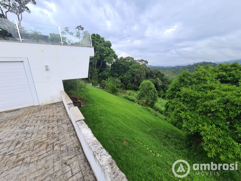 CASAL ALTO PADRÃO - 3 SUITES /PISCINA 