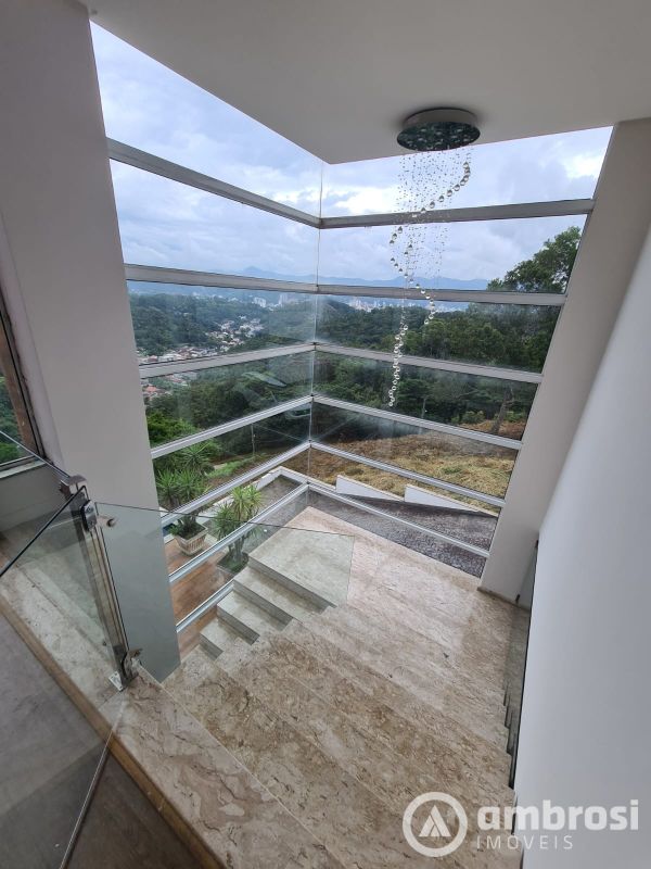 CASAL ALTO PADRÃO - 3 SUITES /PISCINA 