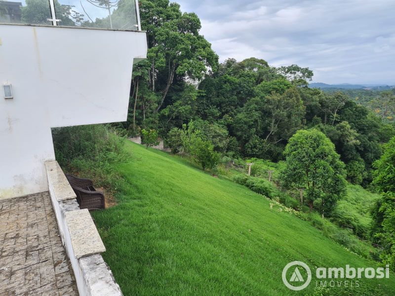CASAL ALTO PADRÃO - 3 SUITES /PISCINA 