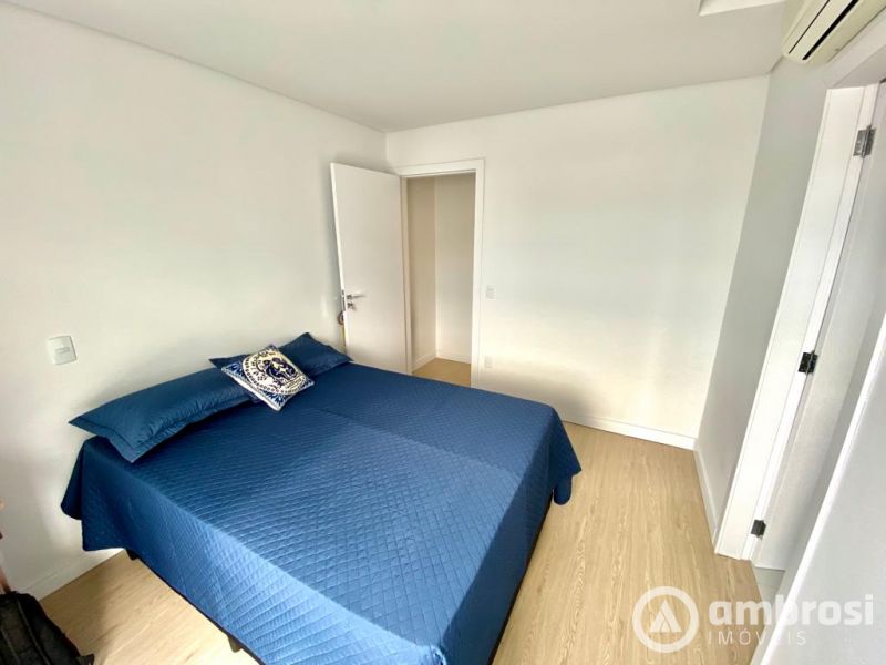 Casa diferenciada - Finamente mobiliada e com 02 suítes