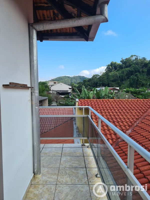 CASA 03 QTOS -  AGUAS CLARAS (CASA FUNDOS - PISO SUPERIOR)