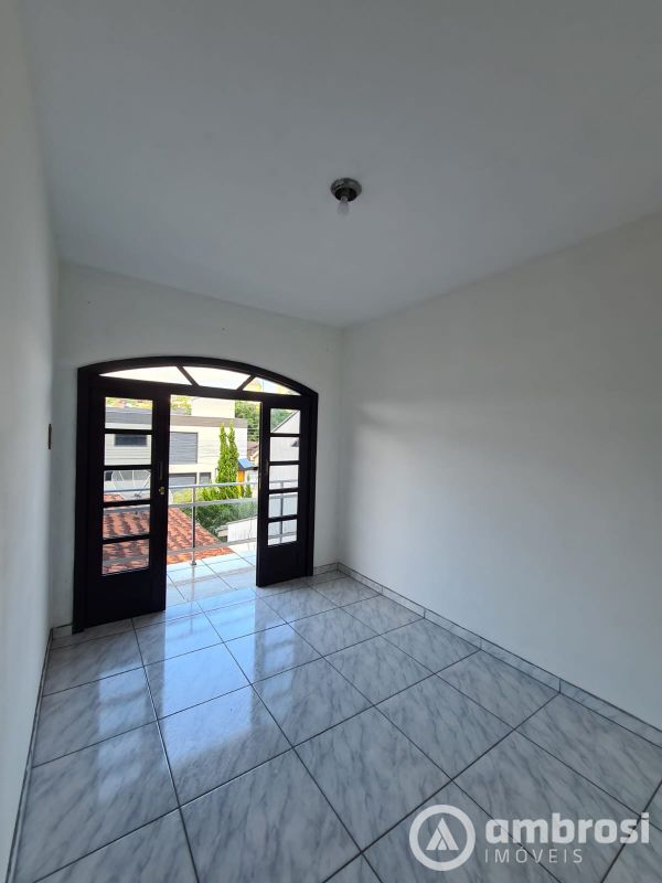 CASA 03 QTOS -  AGUAS CLARAS (CASA FUNDOS - PISO SUPERIOR)