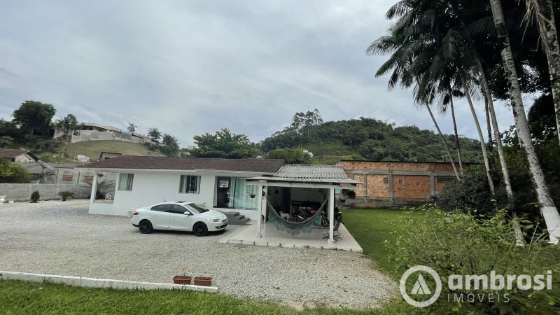 Casa de 3 quartos, | Eu Corretor
