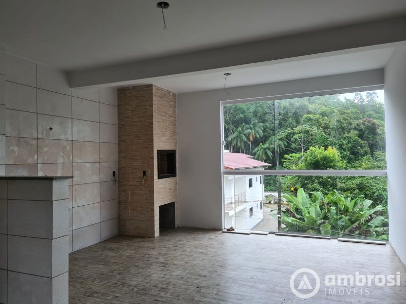 Apartamento de 2 quartos, | Eu Corretor