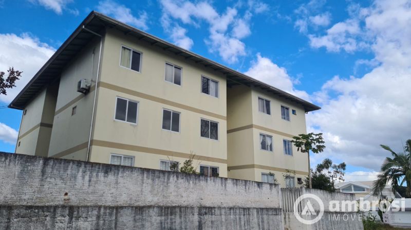 Apartamento de 2 quartos, | Eu Corretor