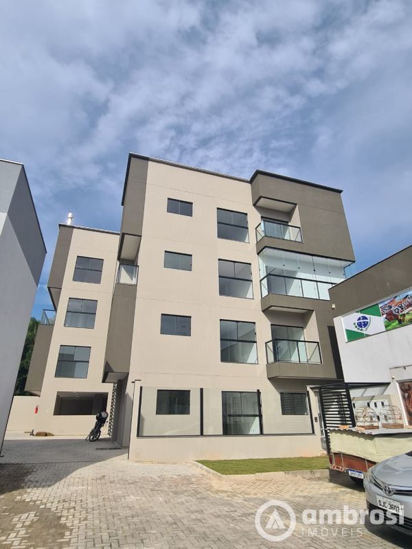 Apartamento de 2 quartos, | Eu Corretor